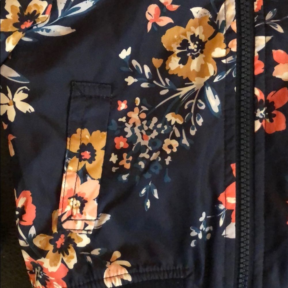 Adorable floral bomber jacket for baby! - Picture 6 of 6